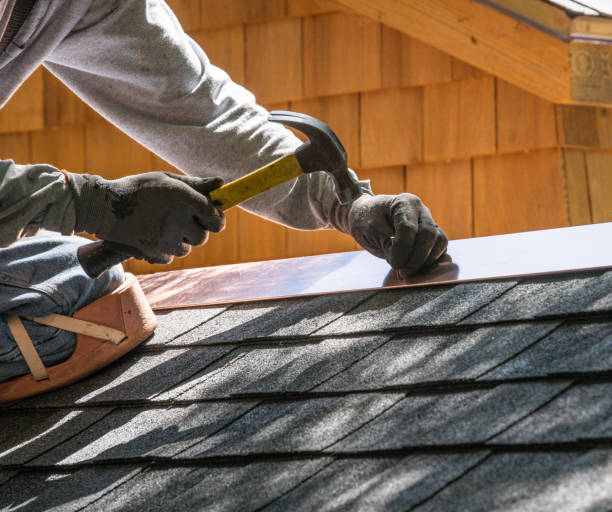 Best Flat Roof Repair Services  in Whitfield, FL